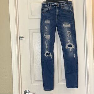 KanCan Distressed Jeans Size 25